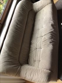 Abbildung: Couch-Set, auch einzeln abzugeben 